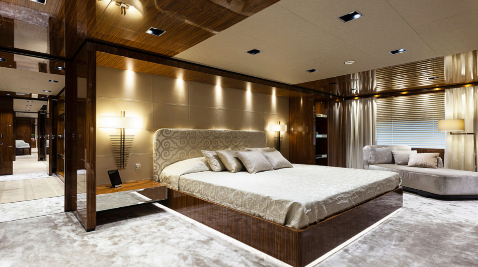 1- BAGLIETTO YACHTING FRENCH RIIVIERA CANNES