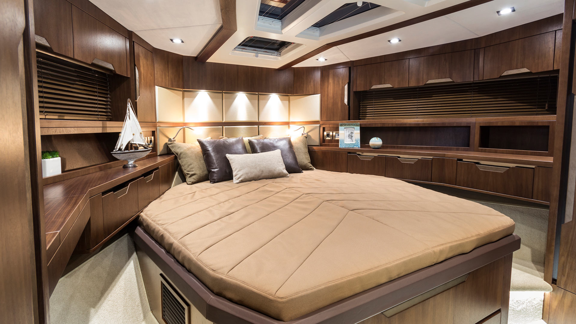 1galeon 500 fly yachting french riviera
